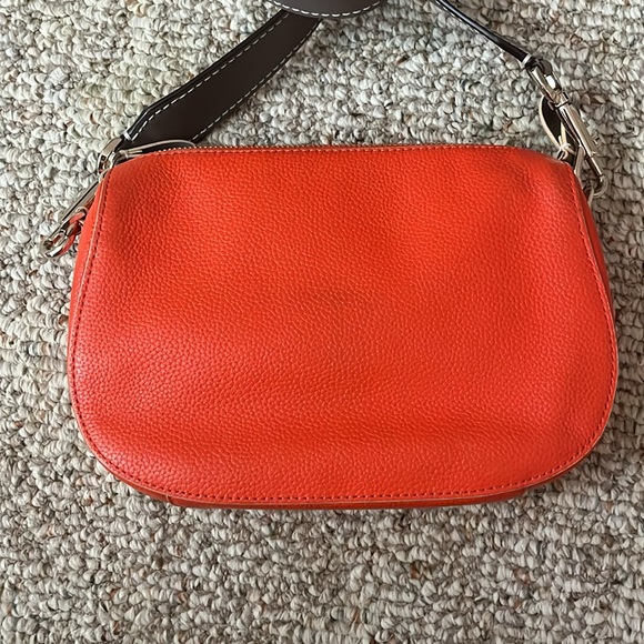 Kate Spade Vibrant Orange Crossbody Bag - Picture 3 of 9